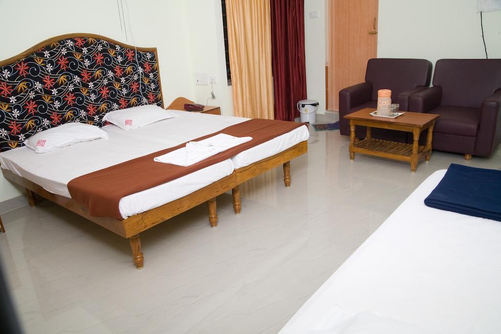 Vihas Inn Tirupati Exterior foto